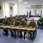 Minister obrony narodowej Mariusz Błaszczak w jednostce CPdMZ / Marzena Mąkosa / Radio Kielce