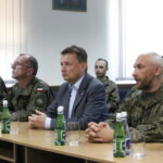 Minister obrony narodowej Mariusz Błaszczak w jednostce CPdMZ / Marzena Mąkosa / Radio Kielce