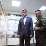 Minister obrony narodowej Mariusz Błaszczak w jednostce CPdMZ / Marzena Mąkosa / Radio Kielce