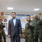 Minister obrony narodowej Mariusz Błaszczak w jednostce CPdMZ / Marzena Mąkosa / Radio Kielce