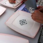 Kielce. Warsztaty „Orientalna ceramika - szacunek dla Syrii” przed Instytutem Dizajnu / Katarzyna Prędotka / Radio Kielce