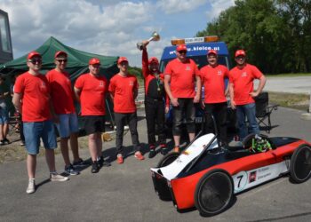 Elektryczny pojazd skonstruowany w Politechnice Świętokrzyskiej wygrał w Bydgoszczy zawody z cyklu Greenpower / Archiwum PŚk