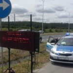 Akcja policji związana z bezpieczeństwem na drodze. Przy ulicy Krakowskiej pojawił się punkt kontroli / Mateusz Kaczmarczyk / Radio Kielce