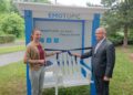Otwarcie EMOstrefy w Kielcach. Anna Hekkelstrand, koordynator projektu EMOstrefa oraz Czesław Gruszewski, zastępca prezydenta Kielc / Daniel Lenart / Radio Kielce