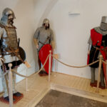 Replika historycznej zbrojowni w kamienicy „Niemczówka” / Marcin Różyc / Radio Kielce