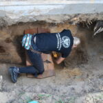 Prace archeologiczne związane z poszukiwaniem ofiar komunistycznego terroru na cmentarzu Piaski w Kielcach / Leszek Bukowski / Kielecka delegatura IPN