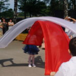 Łopuszno. Korowód na 100-lecie niepodległości i festyn z okazji Dnia Dziecka / Monika Miller / Radio Kielce