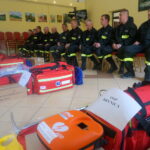 Przekazanie sprzętu zakupionego z funduszu sprawiedliwości ochotniczym strażom pożarnym z terenu gminy Piekoszów / Marcin Różyc / Radio Kielce