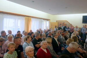 Mieszkańcy Wołowa nie chcą w swojej miejscowości kopalni piasku / Michał Kita / Radio Kielce
