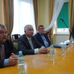 Spotkanie europosła Zbigniewa Kuźmiuka z mieszkańcami gminy Skalbmierz / Kamil Włosowicz / Radio Kielce