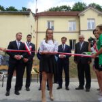 Otwarcie boiska wielofunkcyjnego przy Zespole Szkół Centrum Kształcenia Rolniczego w Chrobrzu / Kamil Włosowicz / Radio Kielce