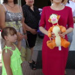 Poseł PiS Anna Krupka i burmistrz Jędrzejowa Marcin Piszczek odwiedzili małych pacjentów szpitala w Jędrzejowie / Ewa Pociejowska-Gawęda / Radio Kielce