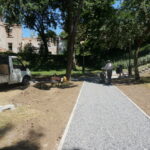 Prace modernizacyjne przy skwerze obok  pomnika ofiar II wojny światowej / Grażyna Szlęzak-Wójcik / Radio Kielce