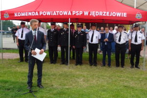Wojewódzkie Zawody Młodzieżowych Drużyn Sportowo-Pożarniczych w Sędziszowie / Ewa Pociejowska-Gawęda / Radio Kielce