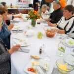 Śniadanie w ogrodzie, które przygotował Grzegorz Russak / Radio Kielce