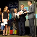 Gala Uczeń Roku w Ostrowcu Świętokrzyskim / Emilia Sitarska / Radio Kielce