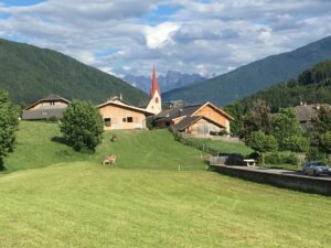 Muzyczne Podróże Przez Świat. Południowy Tyrol / Paweł Staszczyk