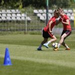 Trening reprezentacji Polski piłkarek nożnych na stadionie przy ul. Szczepaniaka / Jarosław Kubalski / Radio Kielce