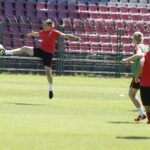 Trening reprezentacji Polski piłkarek nożnych na stadionie przy ul. Szczepaniaka / Jarosław Kubalski / Radio Kielce