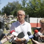 Profesor Krzysztof Szwagrzyk - wiceprezes Instytutu Pamięci Narodowej, dyrektor Biura Poszukiwań i Identyfikacji IPN, Dorota Koczwańska-Kalita - naczelnik delegatury IPN w Kielcach / Jarosław Kubalski / Radio Kielce