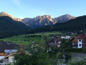 Muzyczne Podróże Przez Świat. Południowy Tyrol / Paweł Staszczyk