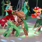 01.06.2018 Kielce. Kielecki Teatr Tańca. Spektakl "Alicja w Krainie Czarów" w amfiteatrze na Kadzielni / Jarosław Kubalski / Radio Kielce