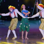 01.06.2018 Kielce. Kielecki Teatr Tańca. Spektakl "Alicja w Krainie Czarów" w amfiteatrze na Kadzielni / Jarosław Kubalski / Radio Kielce