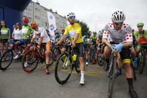 02.06.2018 13.Międzynarodowy Wyścig Kolarski Szlakiem Walk Majora Hubala. Etap Skarżysko - Kamienna do Kazimierzy Wielkiej / Jarosław Kubalski / Radio Kielce