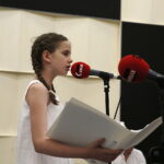 02.05.2018 Radio Kielce. Agata Steczkowska wystąpiła w Studiu Gram z chórem dziecięcym / Jarosław Kubalski / Radio Kielce