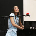 02.05.2018 Radio Kielce. Agata Steczkowska wystąpiła w Studiu Gram z chórem dziecięcym / Jarosław Kubalski / Radio Kielce