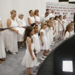 02.05.2018 Radio Kielce. Agata Steczkowska wystąpiła w Studiu Gram z chórem dziecięcym / Jarosław Kubalski / Radio Kielce