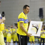 03.06.2018 Kielce. Mecz finałowy PGNiG Superligi PGE Vive Kielce - Wisła Płock. PGE Vive Kielce zdobyło Mistrza Polski po raz piętnasty. Pożegnanie zawodników. Bertus Servaas i Sławomir Szmal / Jarosław Kubalski / Radio Kielce