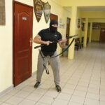 12.06.2018 Kielce. SP nr 24. Zdjęcia do filmu edukacyjnego: jak zachowywać się podczas ataku terrorystycznego na szkołę / Jarosław Kubalski / Radio Kielce