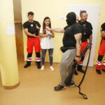 12.06.2018 Kielce. SP nr 24. Zdjęcia do filmu edukacyjnego: jak zachowywać się podczas ataku terrorystycznego na szkołę / Jarosław Kubalski / Radio Kielce