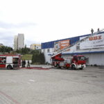 14.06.2018 Kielce. Pożar hali dawnego centrum handlowego „Praktiker” / Jarosław Kubalski / Radio Kielce