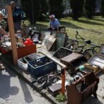 16.06.2018 Kielce. Giełda staroci i antyków pod WDK / Jarosław Kubalski / Radio Kielce