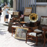 16.06.2018 Kielce. Giełda staroci i antyków pod WDK / Jarosław Kubalski / Radio Kielce