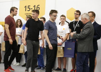 16.06.2018 Kielce. Targi Kielce Hackathon - maraton programistyczny. Finał. Wyróżnienia i nagrody / Jarosław Kubalski / Radio Kielce