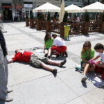 18.06.2018 Kielce. Piknik rodzinny na Rynku podczas którego kwestowano na rzecz dzieci w Syrii / Jarosław Kubalski / Radio Kielce