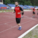 17.06.2018 Kielce. Próby wydolnościowe piłkarzy Korony Kielce na stadionie lekkoatletycznym / Jarosław Kubalski / Radio Kielce