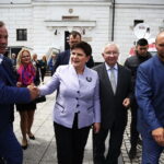 24.06.2018 Sandomierz. Wicepremier Beata Szydło spotkała się z mieszkańcami miasta. Obok wicepremier poseł Krzysztof Lipiec / Jarosław Kubalski / Radio Kielce