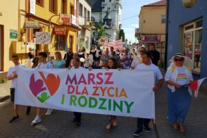 Ostrowiec. Marsz dla Życia i Rodziny / Anna Głąb / Radio Kielce