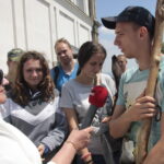 Audycja Raport Dnia z klasztoru na Świętym Krzyżu / Krzysztof Bujnowicz / Radio Kielce