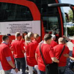 "Samorządowcy dzieciom" zbiórka krwi przed Urzędem Marszałkowskim / Marzena Mąkosa / Radio Kielce