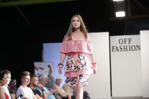 Półfinał Off Fashion w Bazie Zbożowej / Marzena Mąkosa / Radio Kielce