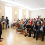 Uroczysta inauguracja karty seniora w Urzędzie Stanu Cywilnego / Marzena Mąkosa / Radio Kielce