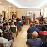 Uroczysta inauguracja karty seniora w Urzędzie Stanu Cywilnego / Marzena Mąkosa / Radio Kielce