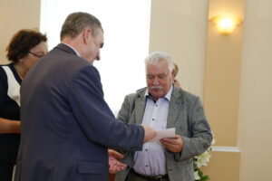 Uroczysta inauguracja karty seniora w Urzędzie Stanu Cywilnego / Marzena Mąkosa / Radio Kielce