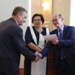 Uroczysta inauguracja karty seniora w Urzędzie Stanu Cywilnego / Marzena Mąkosa / Radio Kielce