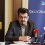 Konferencja prasowa Społecznej Akademii Nauk. Andrzej Kazanowski - Dyrektor Wydziału Handlu i Bezpieczeństwa w Kielcach / Marzena Mąkosa / Radio Kielce